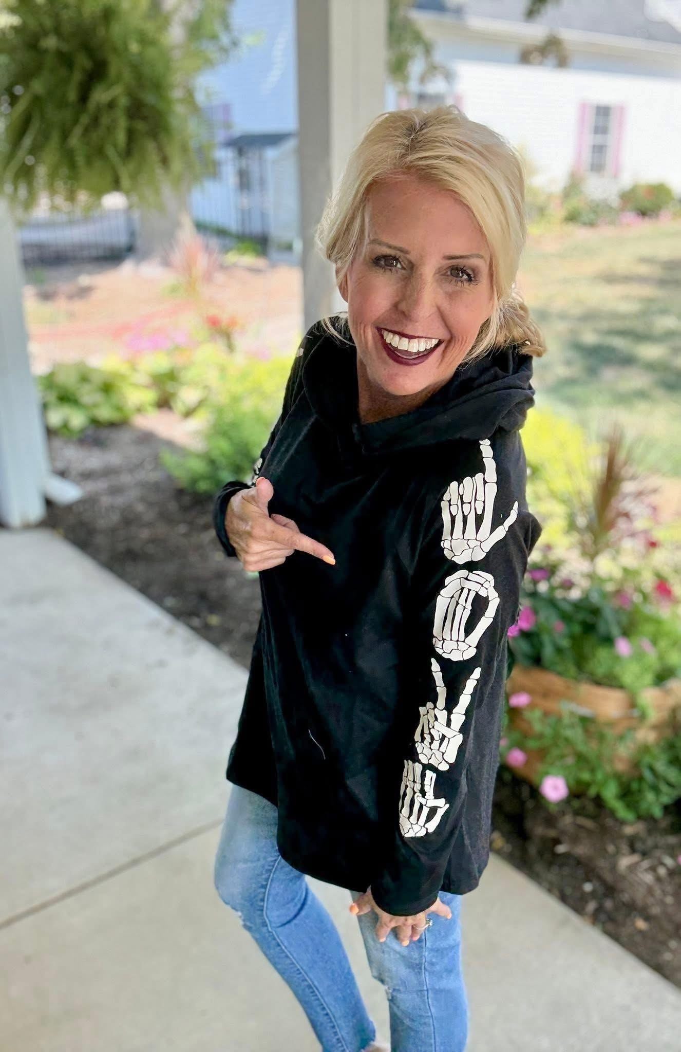 Halloween Amber - Sign Language Love